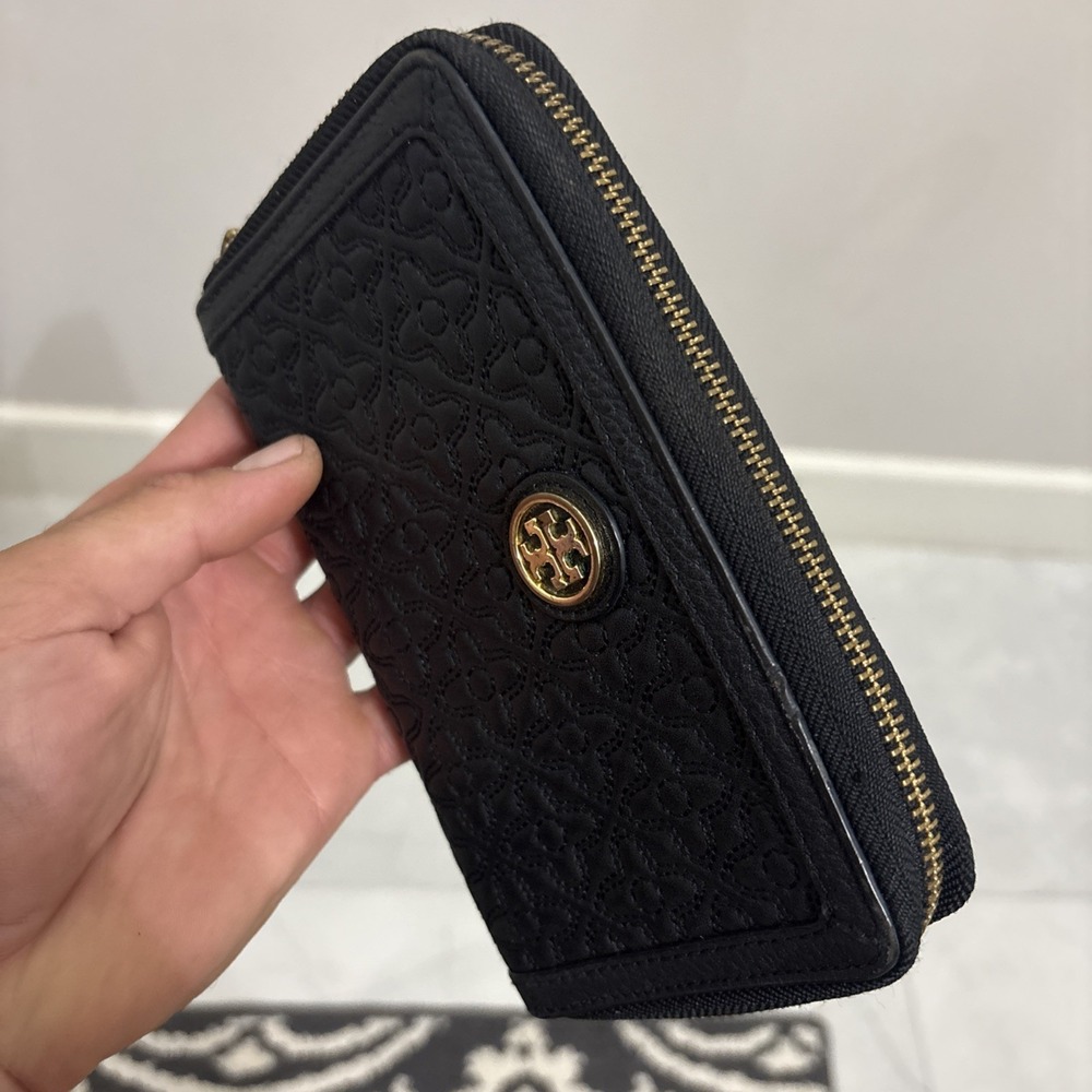 tory burch card holder wallet - Picture 4 of 4